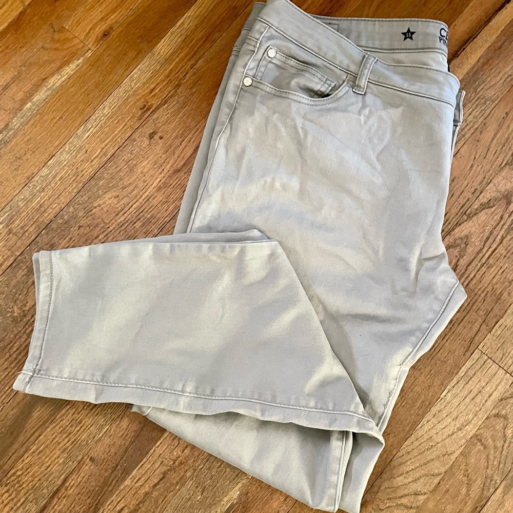 Juniors celebrity pink jeans
